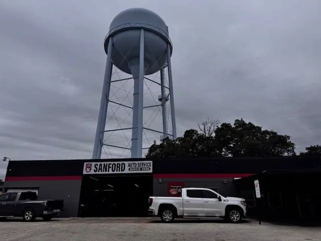 Auto repair shop Castle Hills, TX